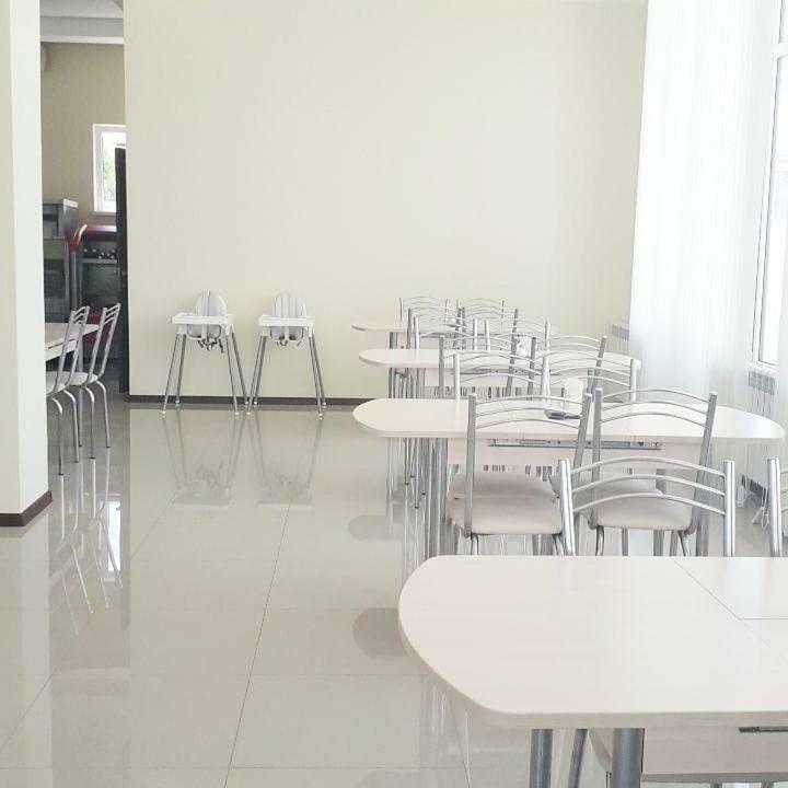 Sariya Hotel Kheivani Buitenkant foto
